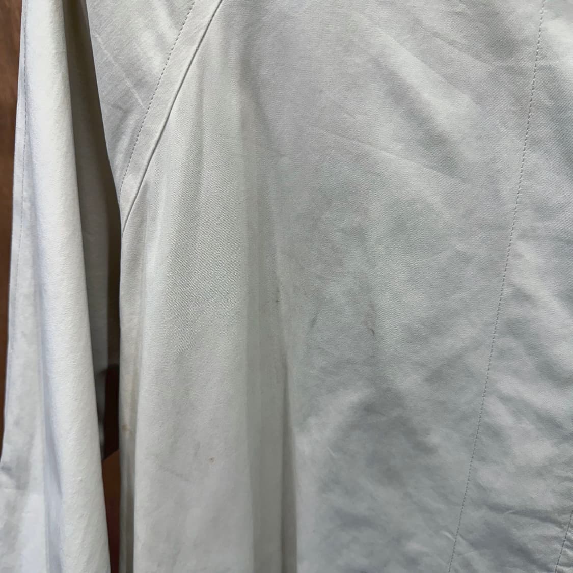 버버리 트렌치 코트 싱글 래글런 롱 벨트 포켓 디테일 아이보리 상품이미지10