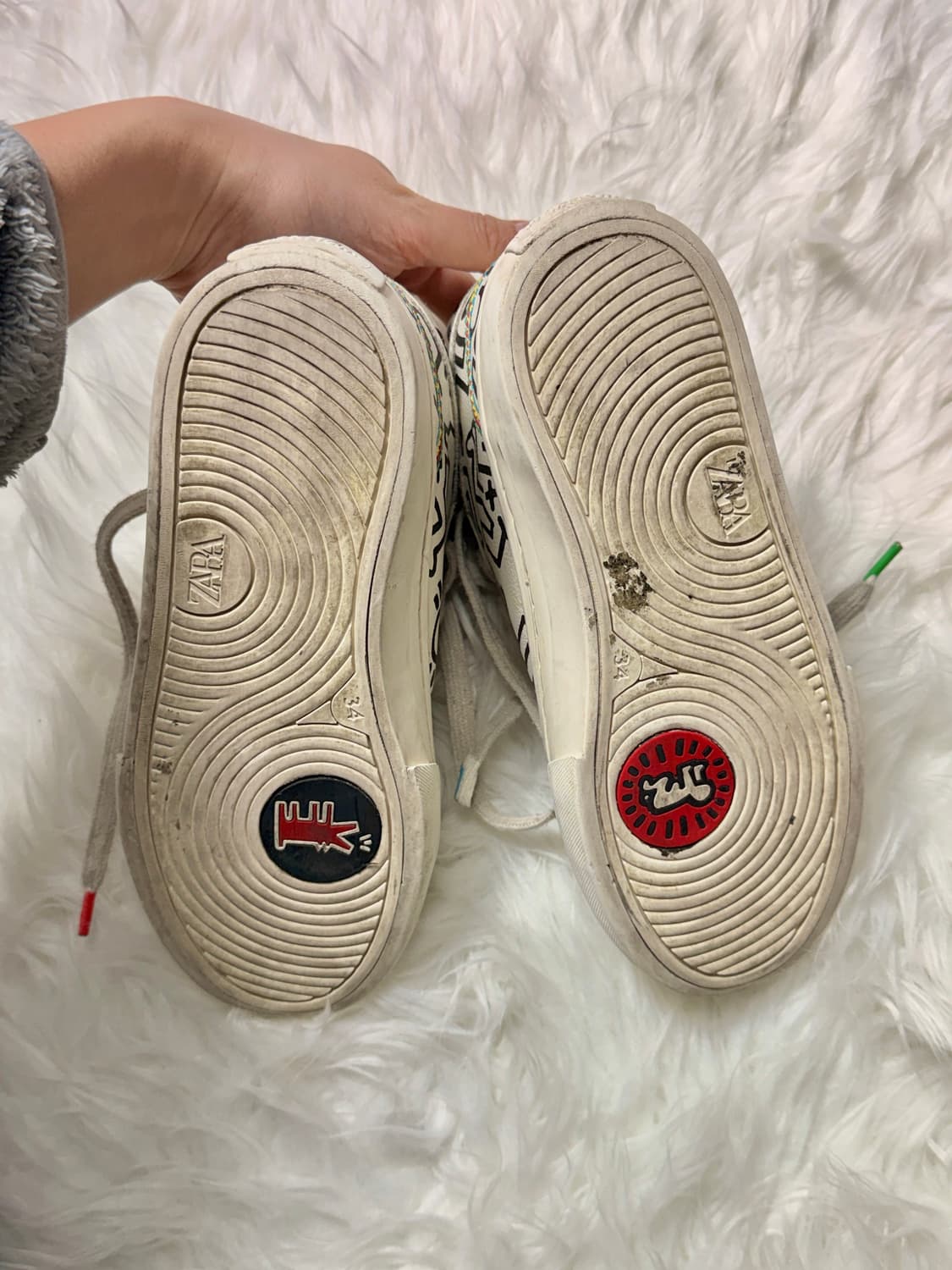 자라 키스해링 하이컷 스니커즈 215~220 상품이미지5