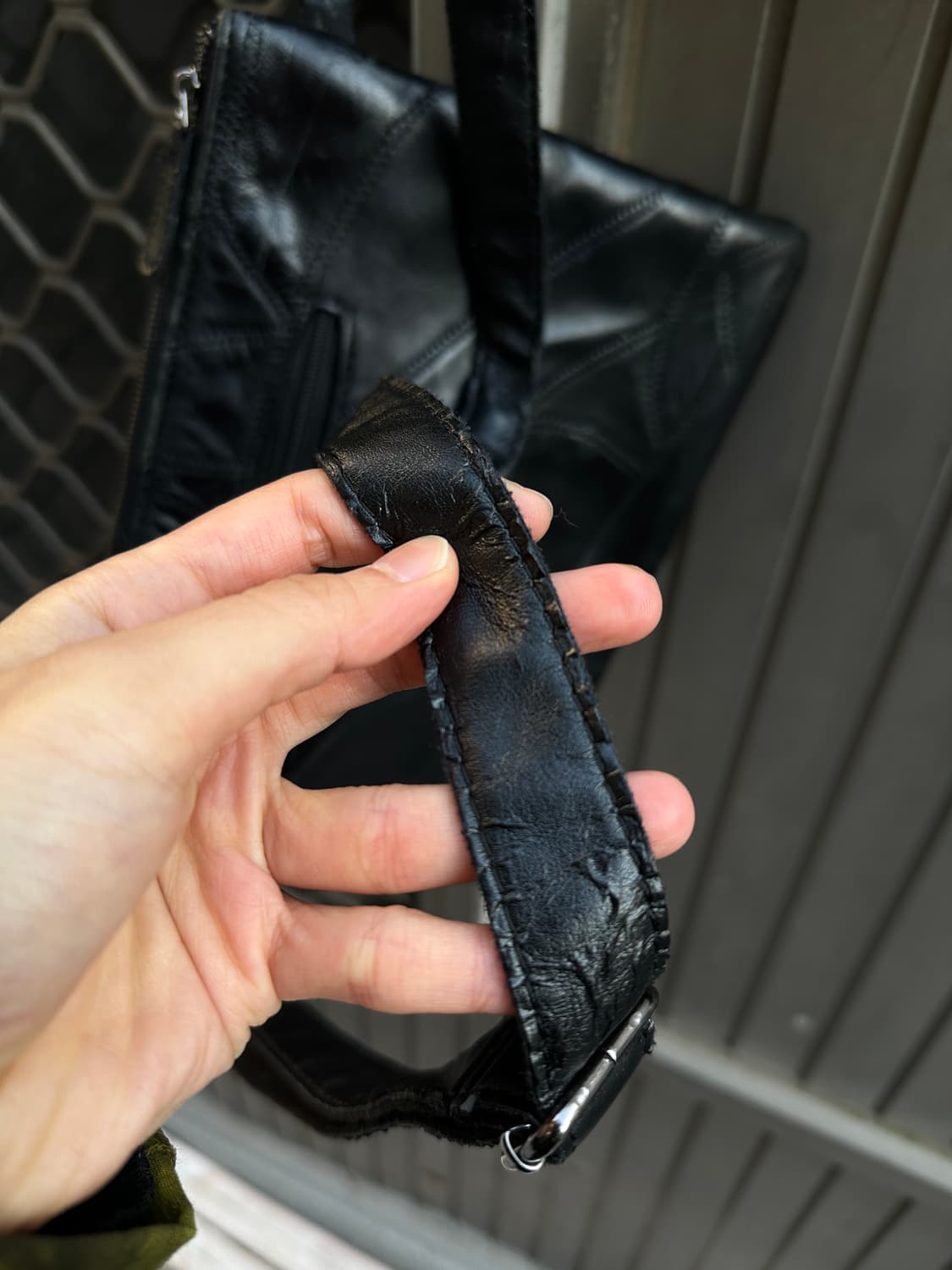 Skull stud punk leather cross bag 상품이미지8