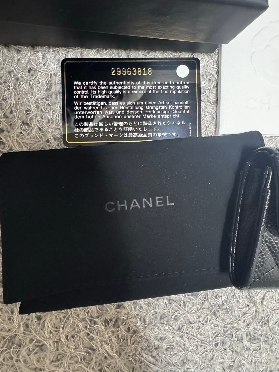 샤넬 캐비어 똑딱이 은장 카드지갑 블랙 상품이미지3