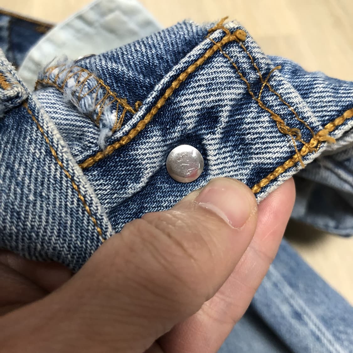 (36) 90's 리바이스 미국제 501 스트레이트진 연청 데님 상품이미지5