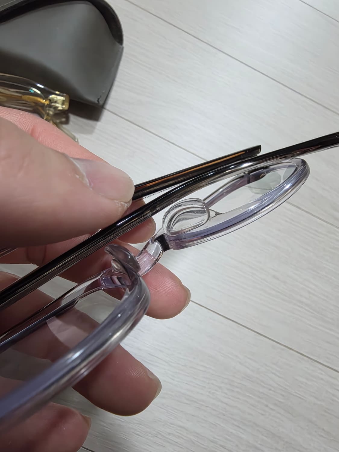 모스콧 줄리어스 타르트옵티컬 jto 투톤 패치워크 이스트로그 상품이미지5