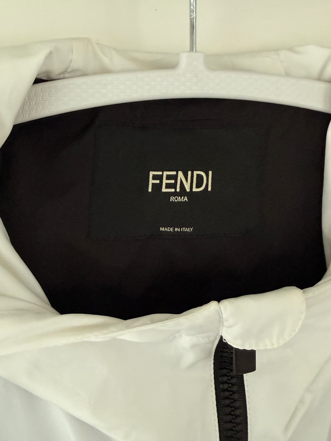 Fendi 펜디 바람막이 105사이즈 상품이미지3