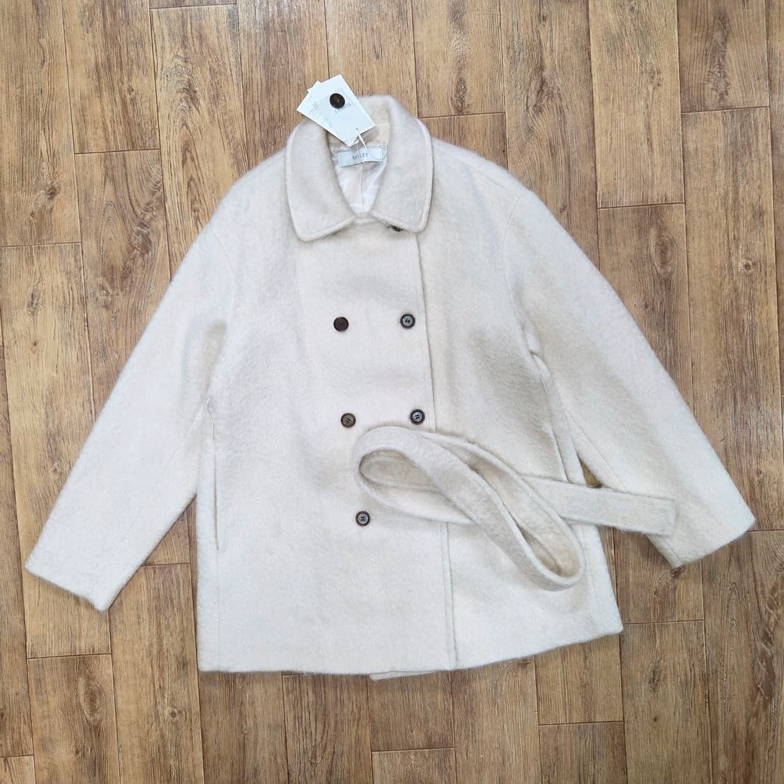 베뉴엣(BENUET) 피치크림 밀란 코트 프리사이즈 새상품 상품이미지5