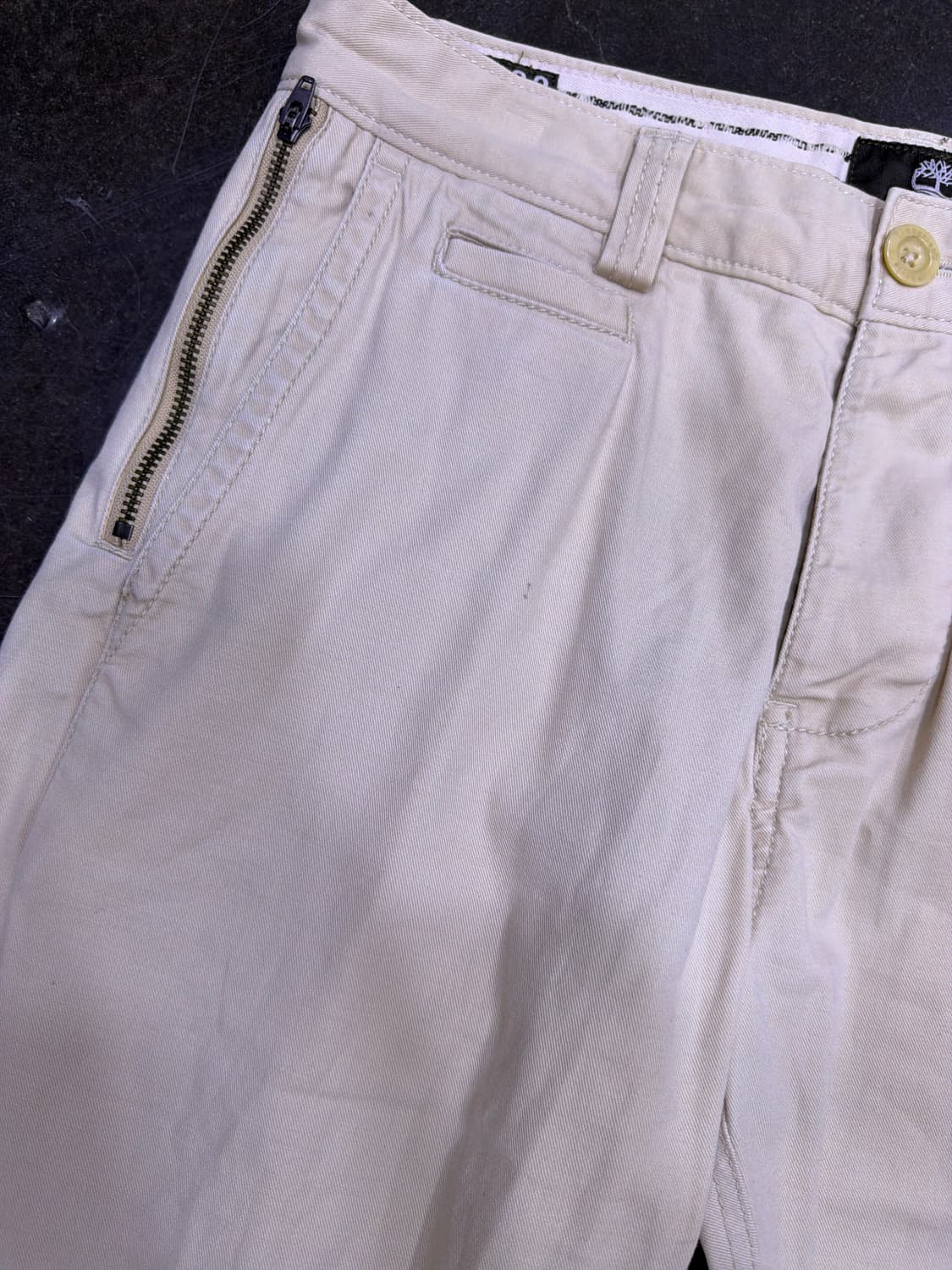 팀버랜드 어스키퍼스 틸트 지퍼 디테일 코튼팬츠 베이지 30 상품이미지4