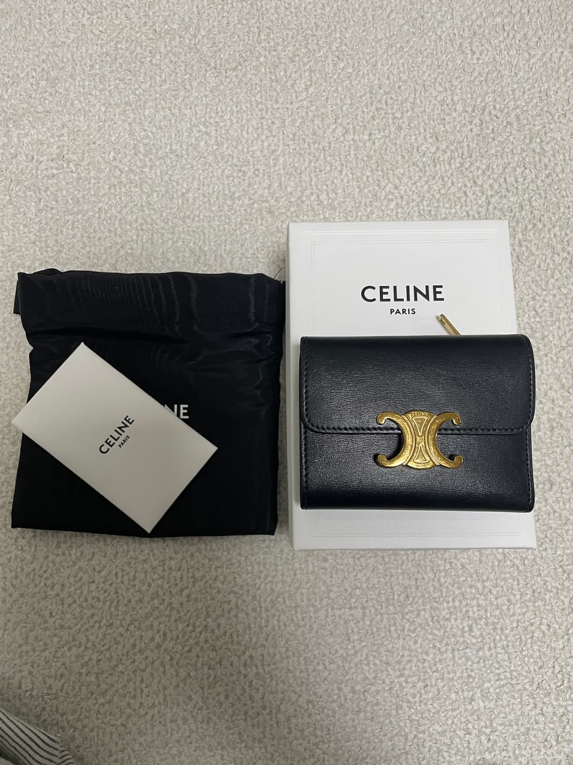 셀린느 컴팩트 월렛 코인 트리옹프 지갑 상품이미지2