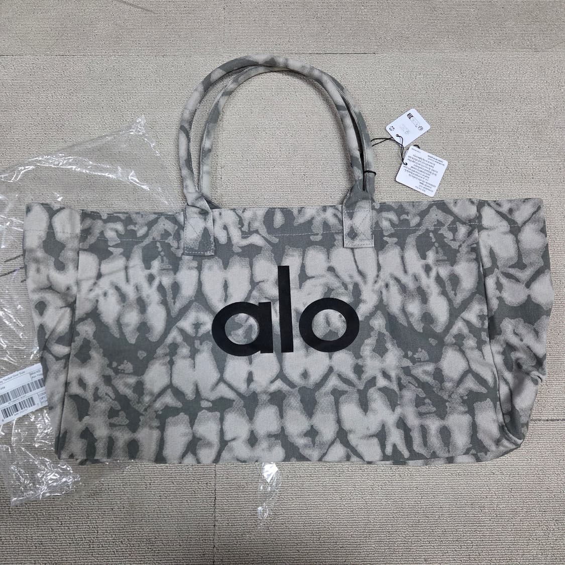 알로 alo요가 에코백 서울 에디션 상품이미지4