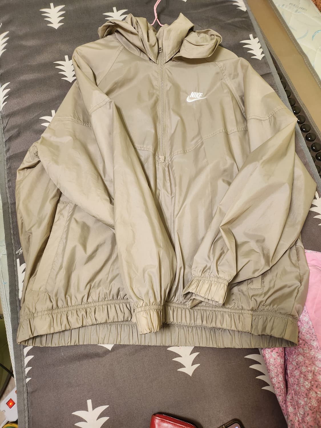 나이키아노락100 상품이미지1