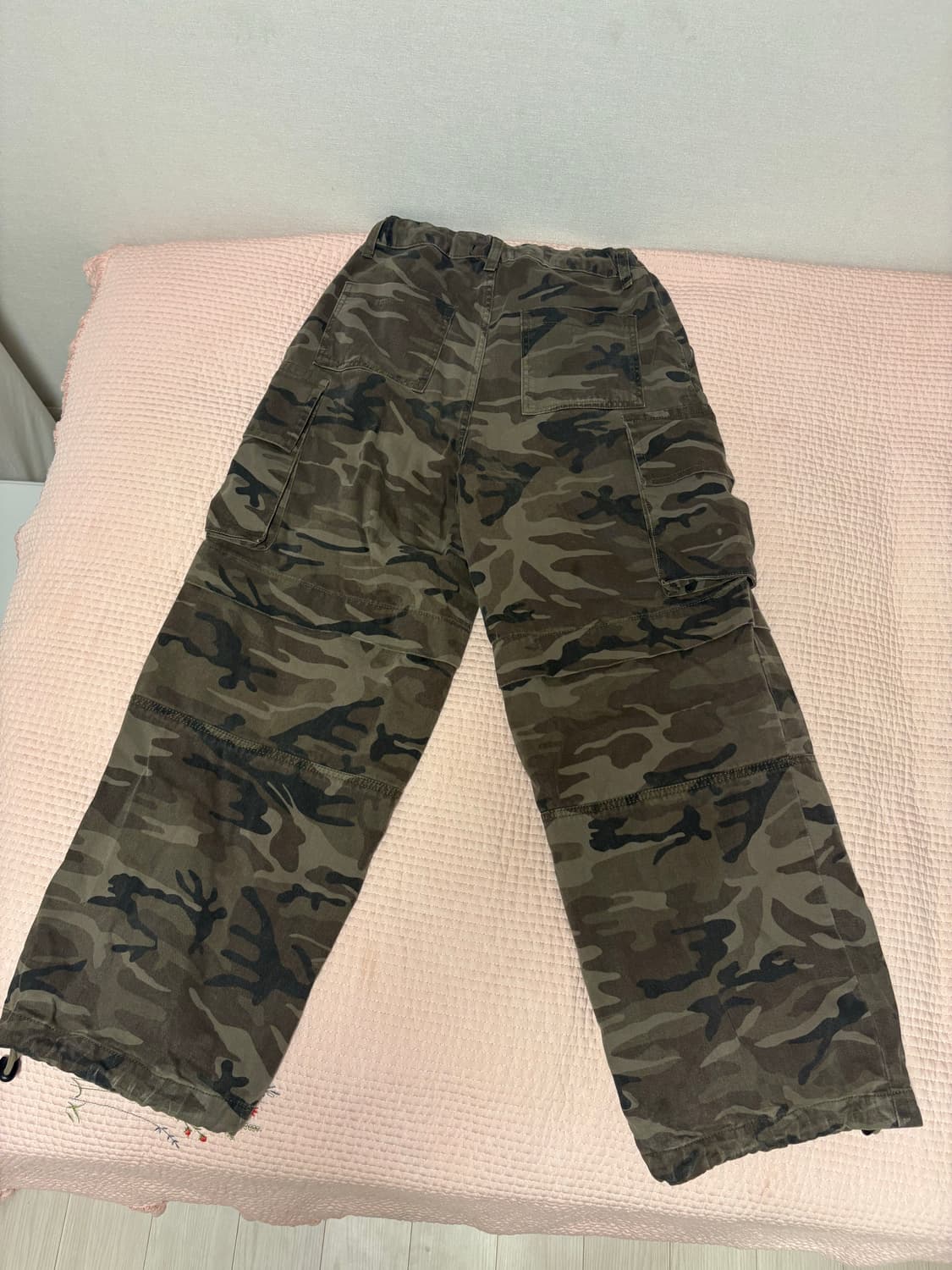 와이이이엘 카모 포켓 카고 바지 상품이미지2