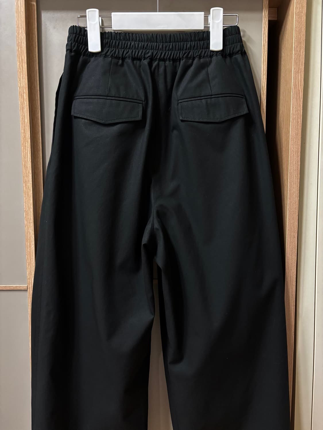 문달 Cotton Volume tuck pants 상품이미지3