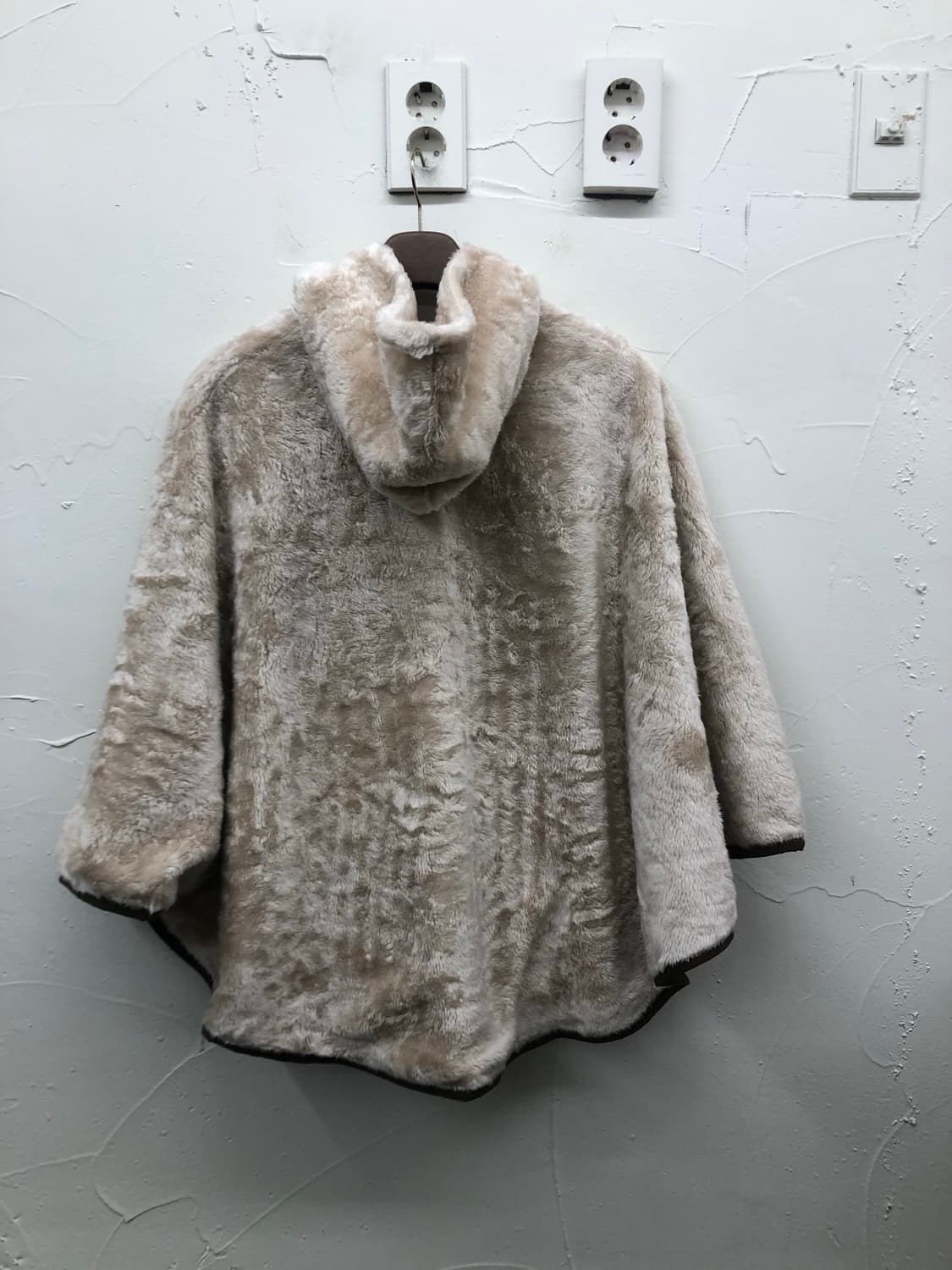 그라미치 플리스 망토 상품이미지2