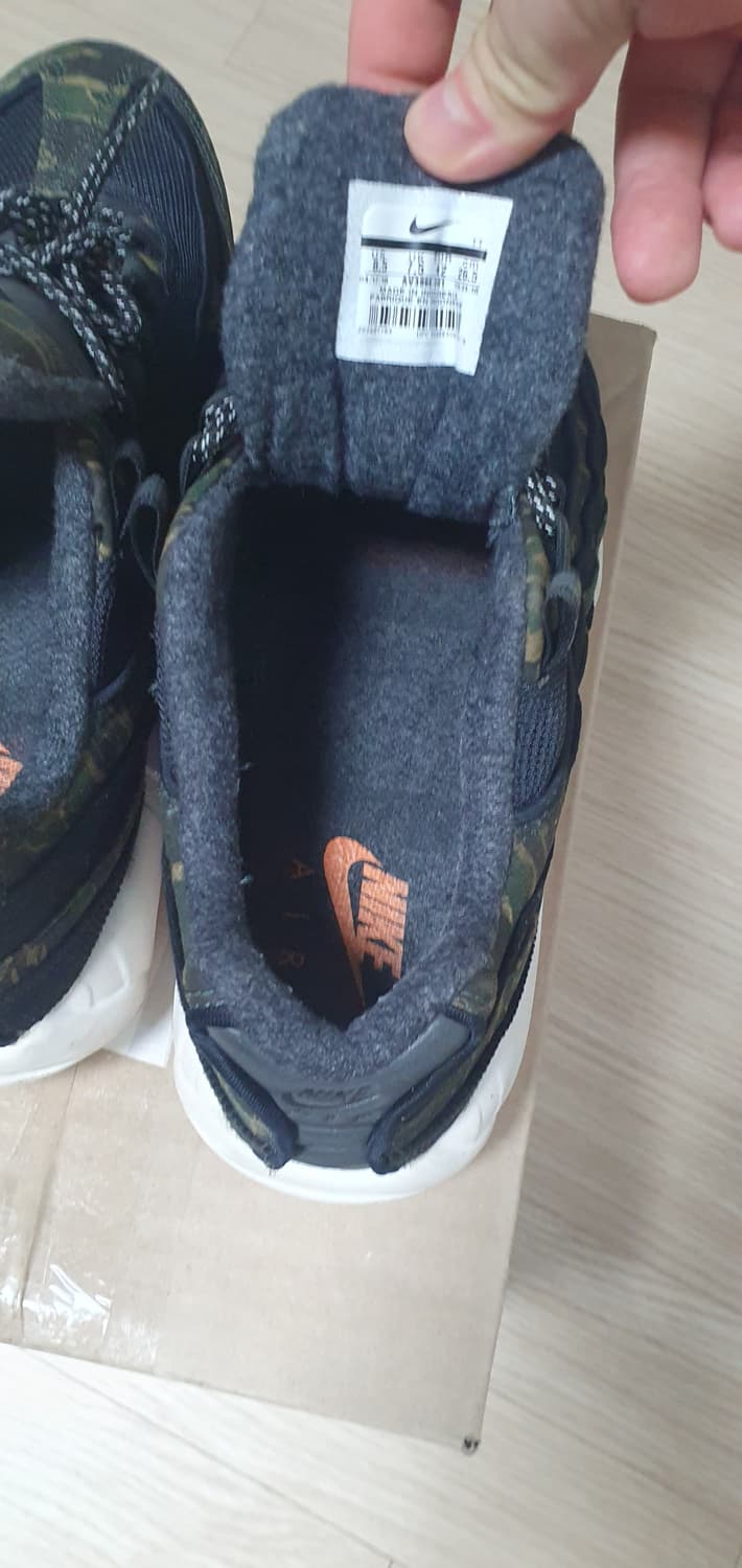 칼하트 x 나이키 에어맥스 판매합니다 상품이미지3