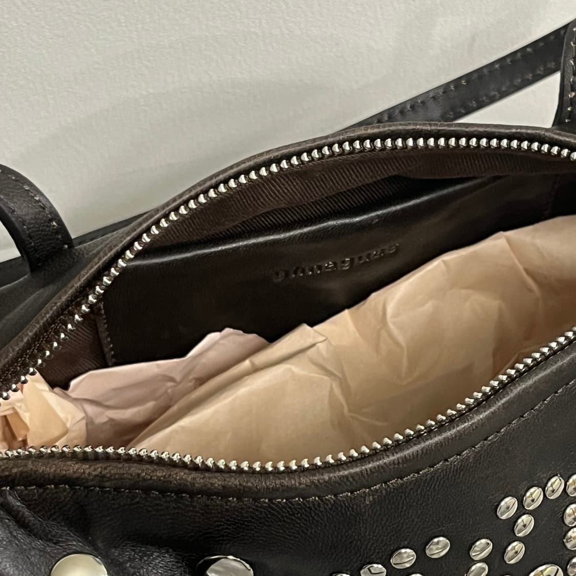 기마구아스 Sofia 스터드 백/브라운 상품이미지4