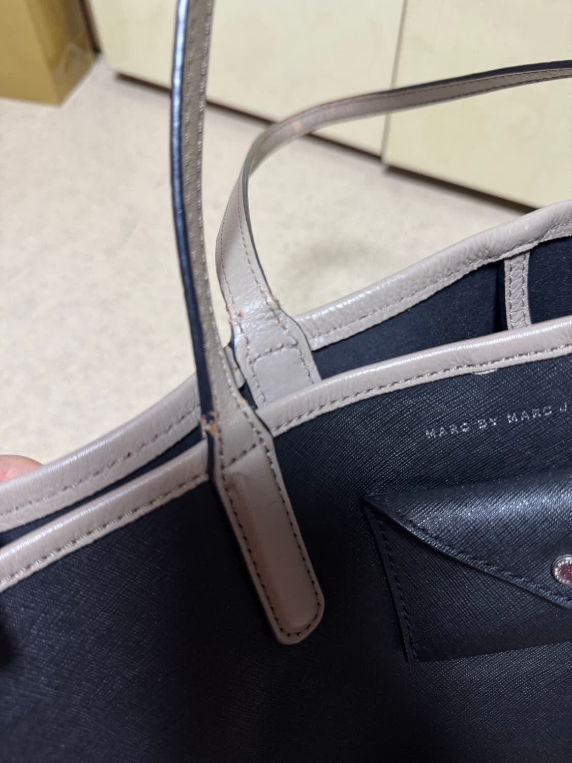 마크 바이 마크 제이콥스 토트백(파우치 포함) 상품이미지2