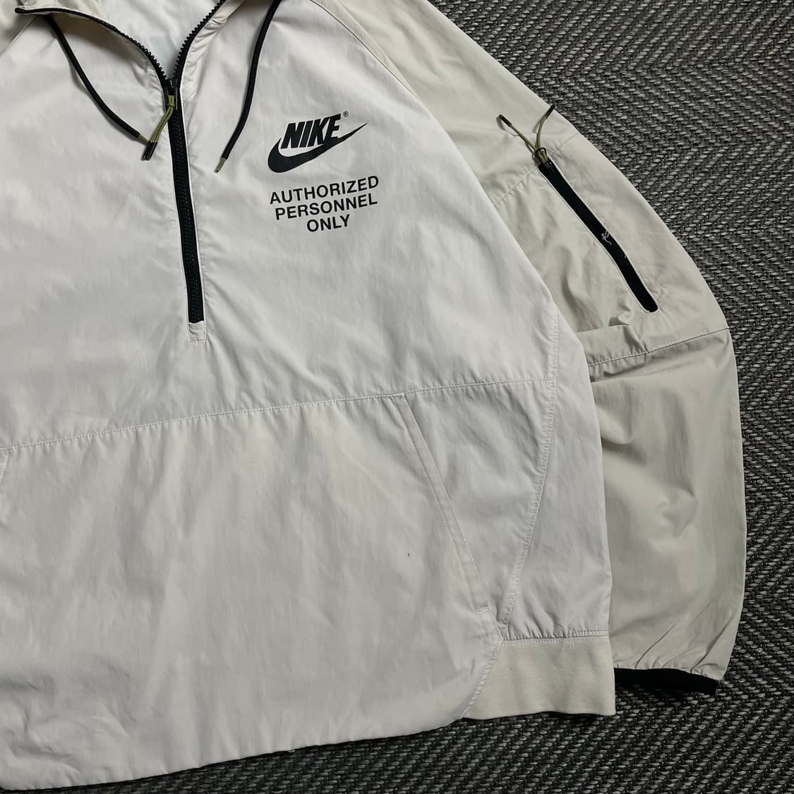 나이키 언라인드 빅로고 우븐 경량 아노락 바람막이 y 4296 상품이미지4