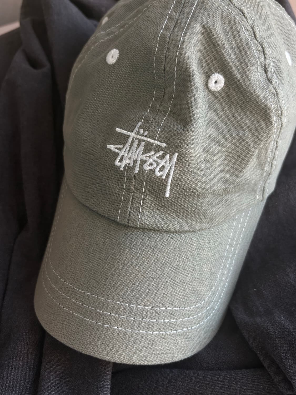 스투시 카키 볼캡 상품이미지2