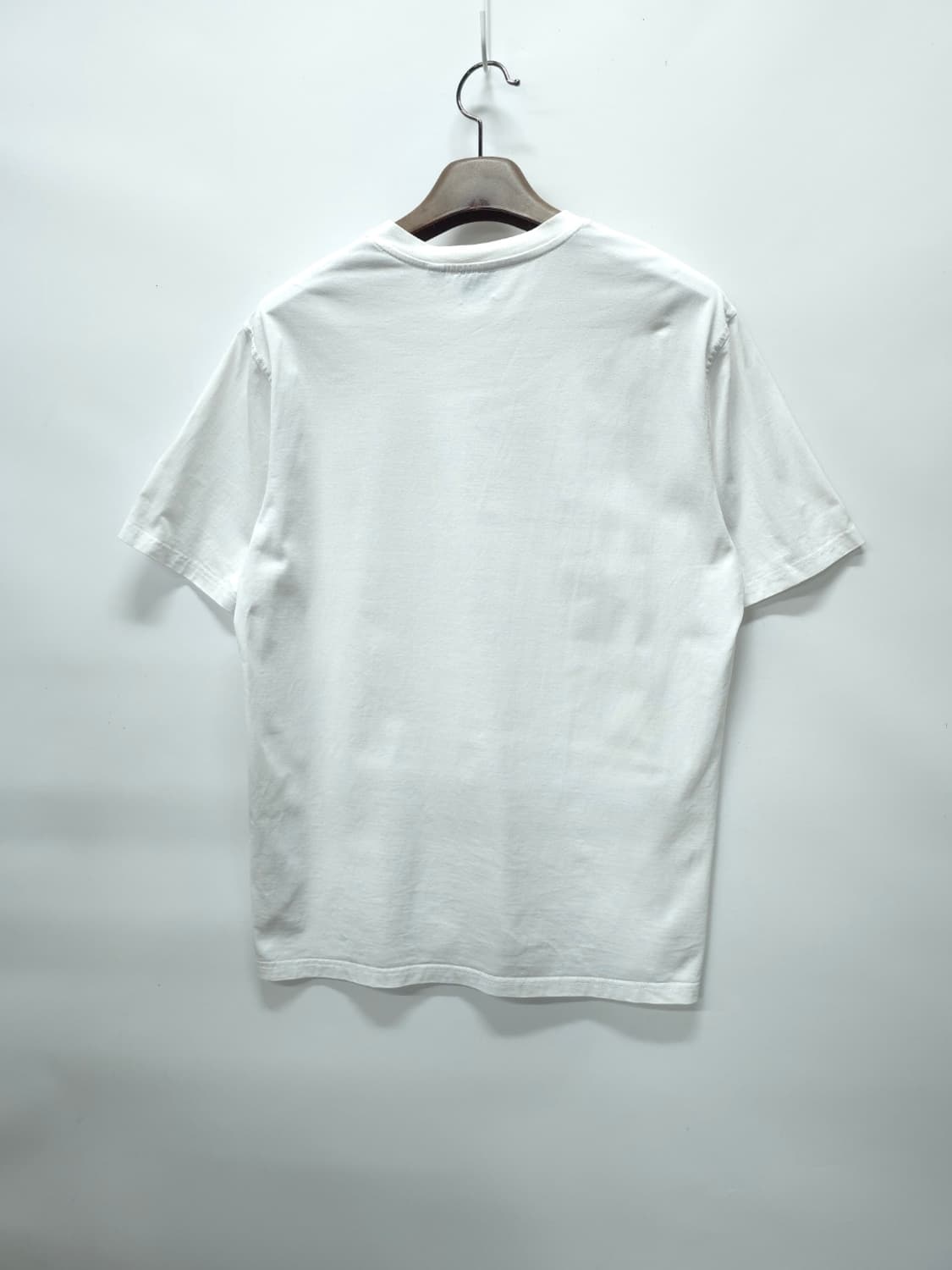 정품) 버버리 베이직로고 라운드 반팔 ( 남성L ) 상품이미지7