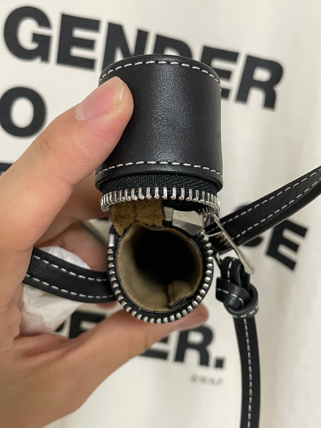 LOEWE cigarette bag 로에베 미니백 상품이미지5