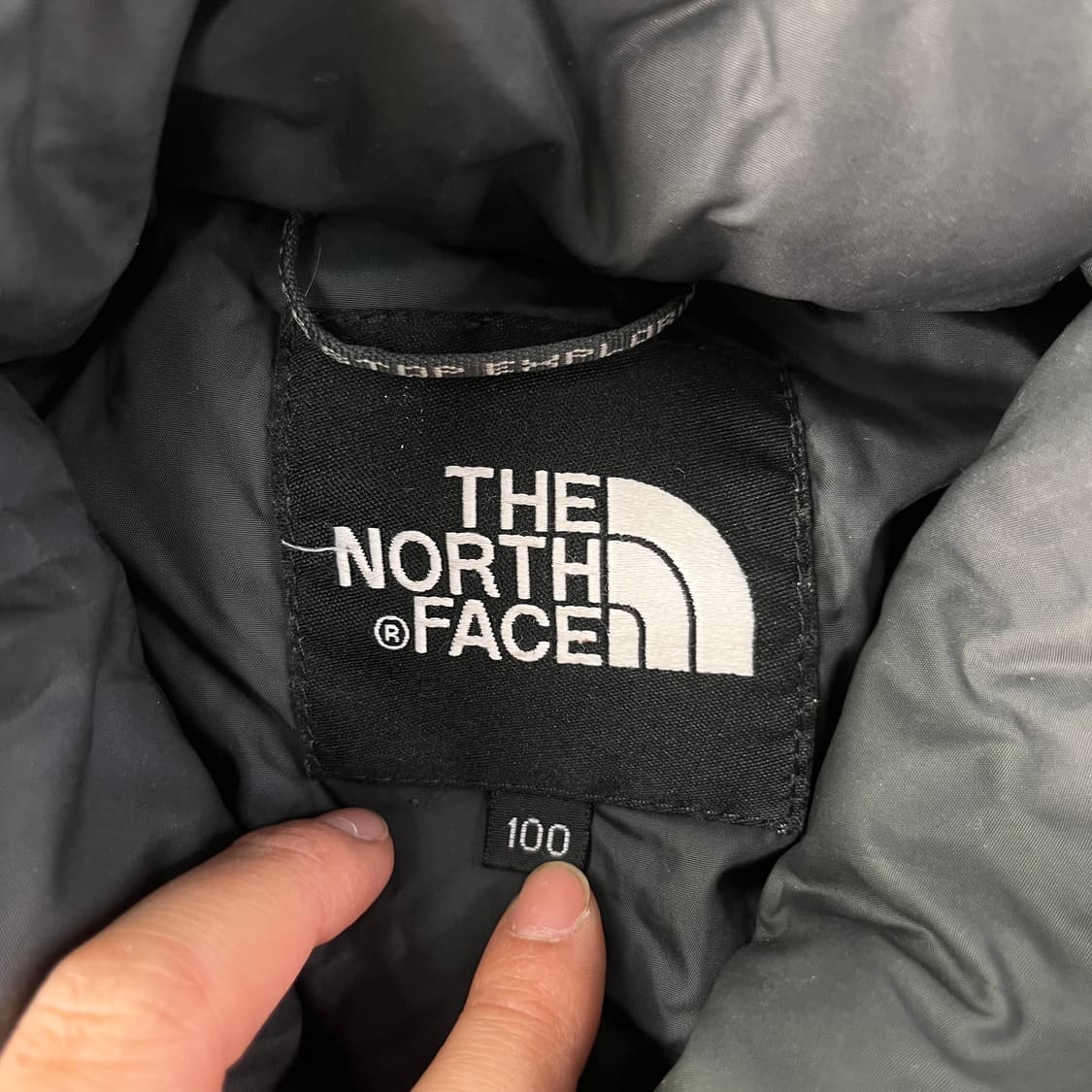 100 노스페이스 1996 눕시 700 카키 패딩 상품이미지3