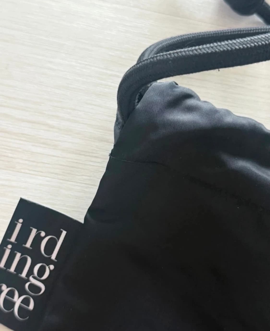 트리밍버드 스트링 미니백 팝니다 상품이미지5