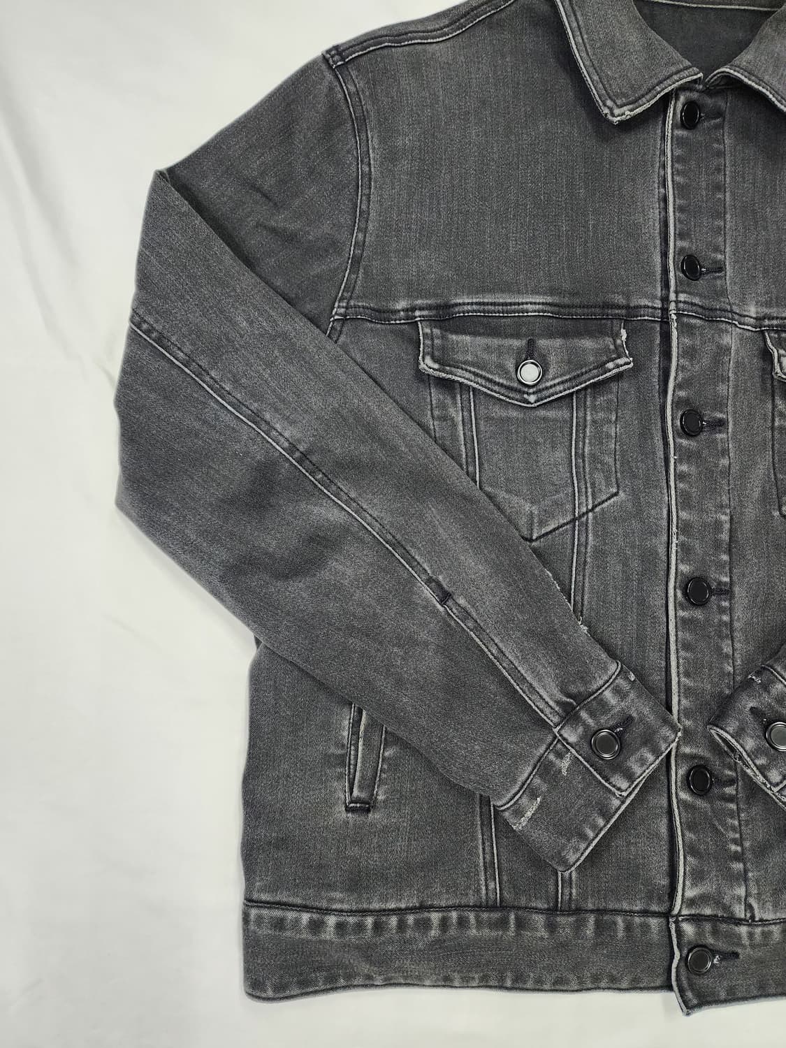 에잇세컨즈×지드래곤 흑청 데님 자켓 상품이미지5