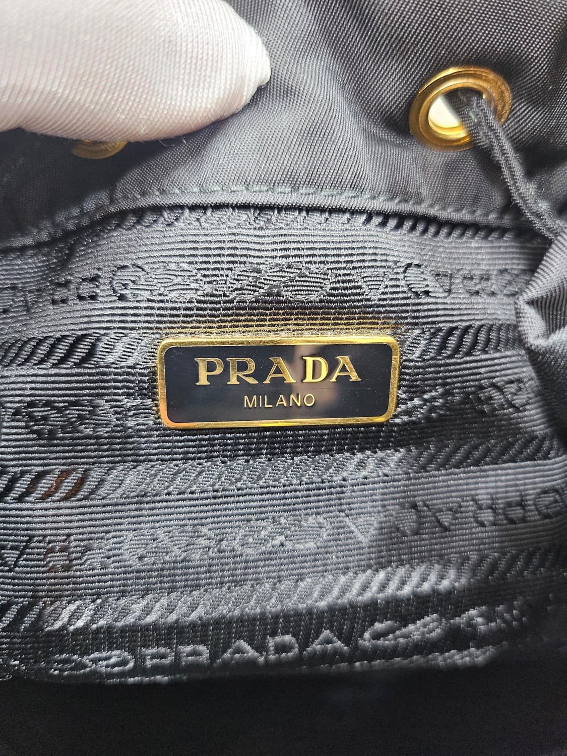 [정품] 프라다 리나일론 버킷백 상품이미지5