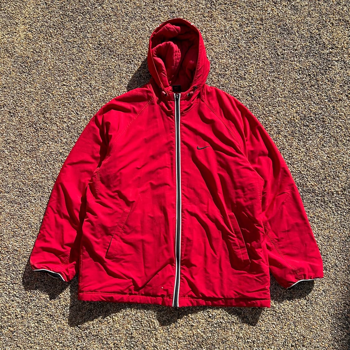 나이키(NIKE)레드 패딩 점퍼 상품이미지1