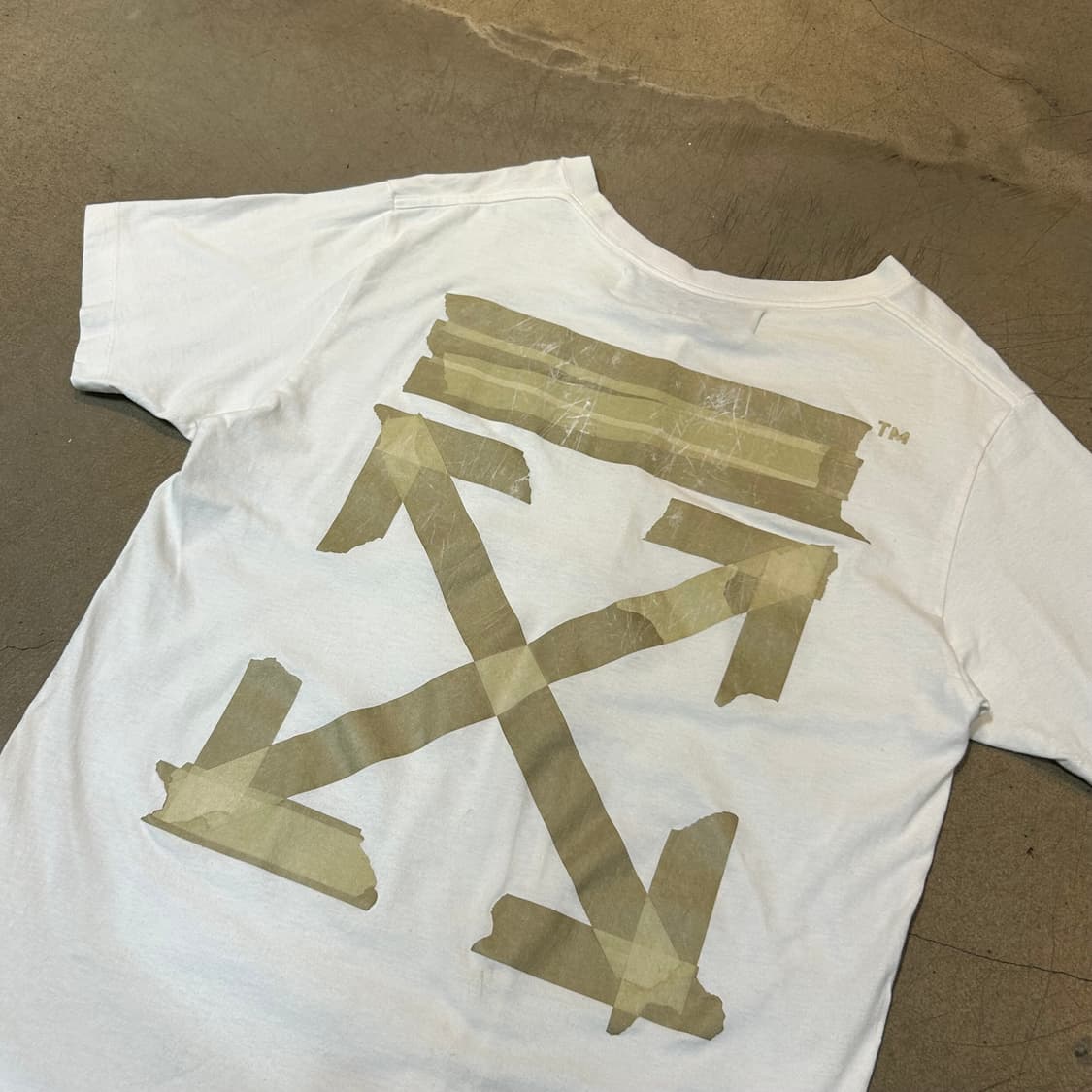 L 오프화이트 화이트 반팔티 상품이미지1