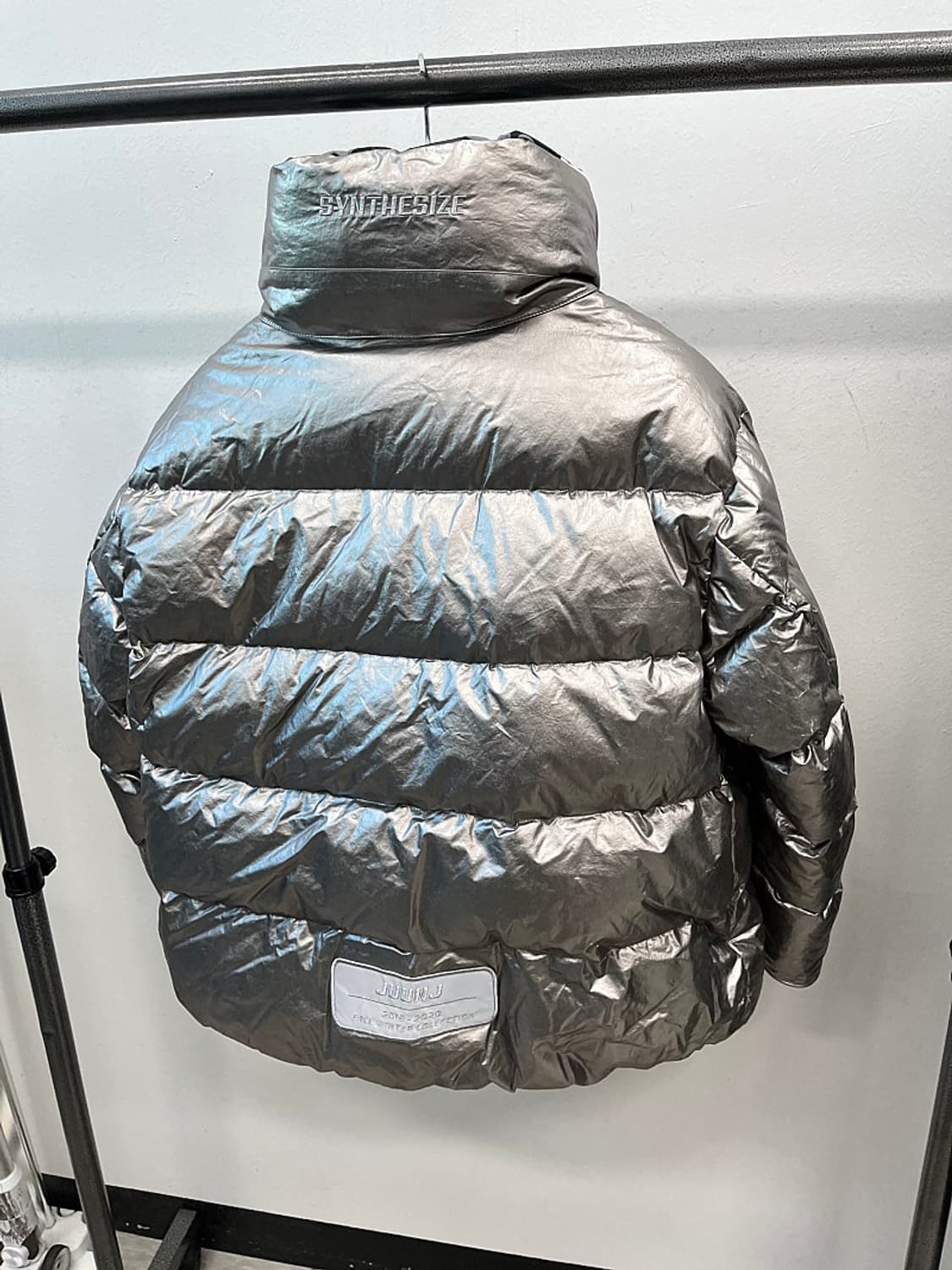 95) 준지 메탈릭 오버패딩  상품이미지4