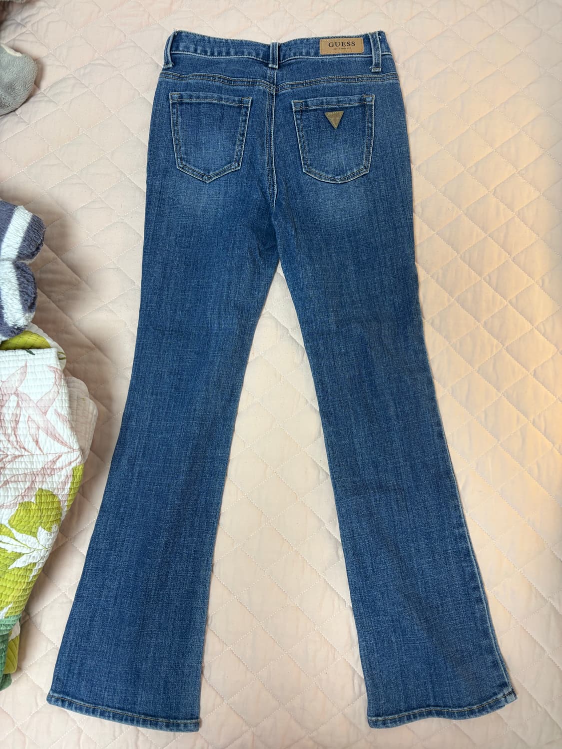 게스 데님 부츠컷 청바지 상품이미지1