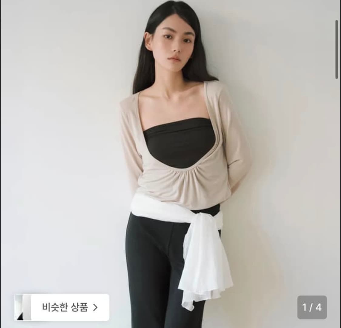 이어닝 탑 LAYERED LOOSE SHIRRING U-NECK TOP 상품이미지1