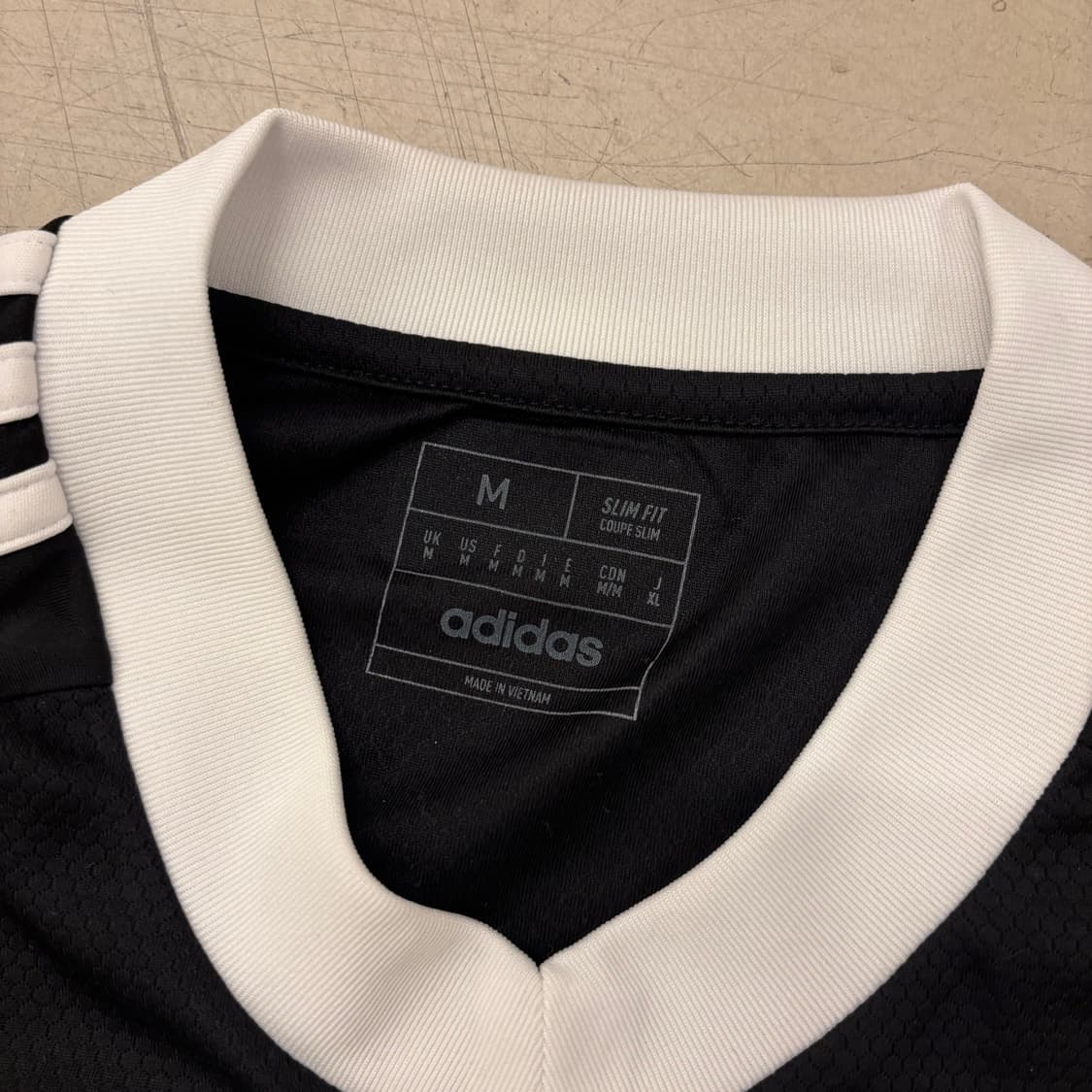 아디다스 맨유 블랙 유니폼 상품이미지3