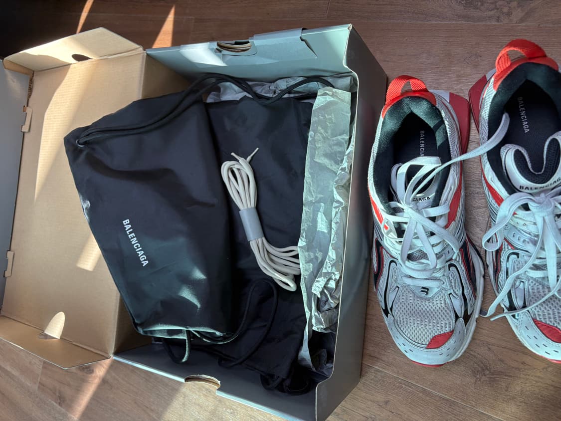 발렌시아가 엑스팬더 43 레드 상품이미지7