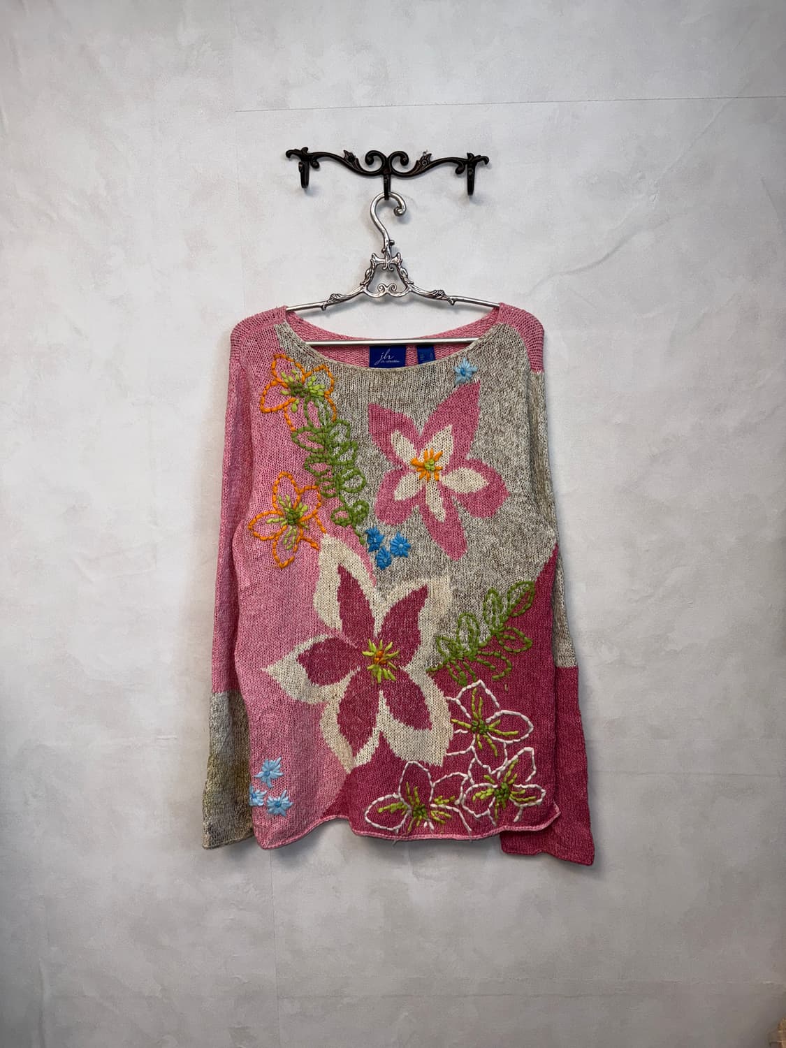Baby pink oatmeal floral over loose knit 상품이미지1