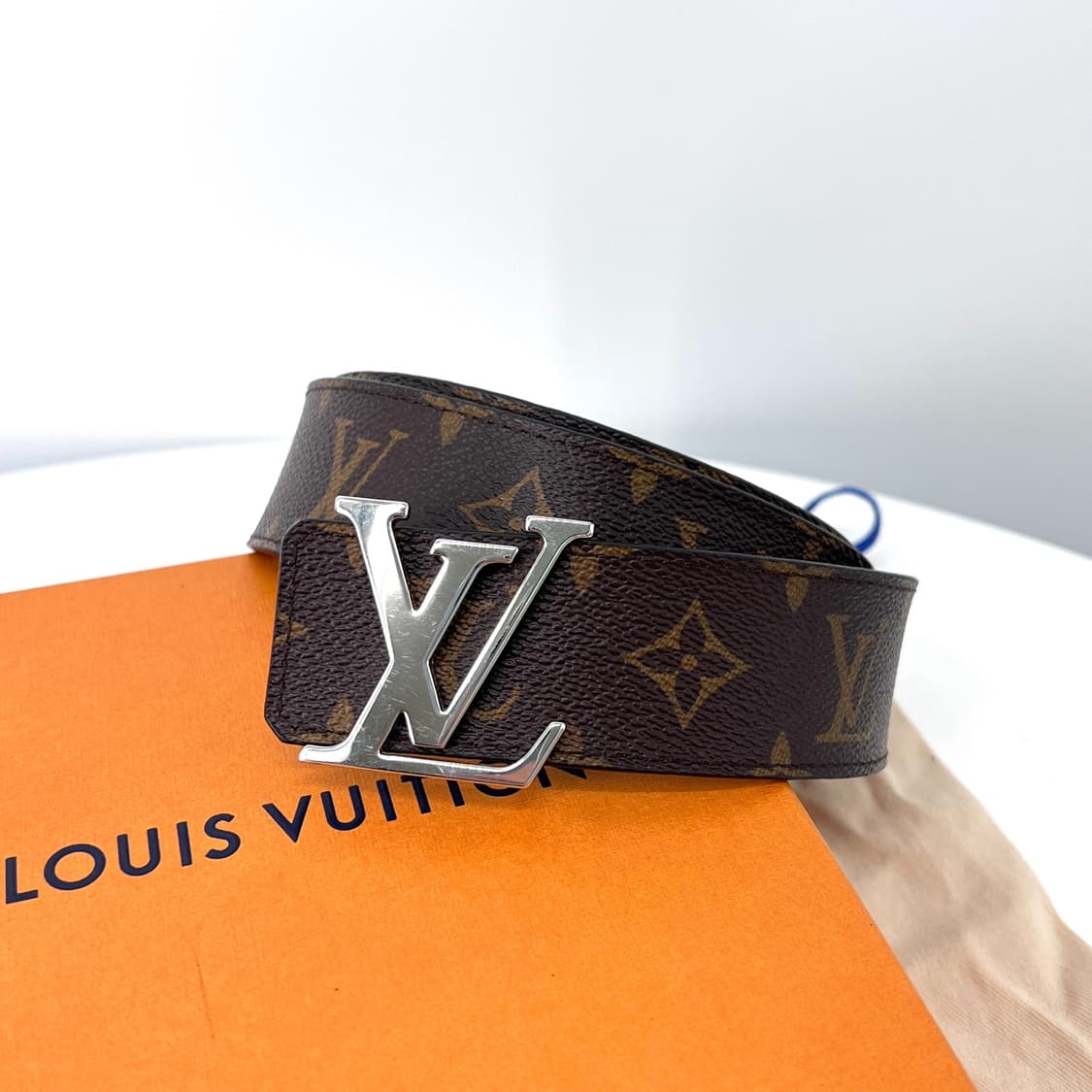 [90사이즈] 루이비통 LV 이니셜 리버서블 모노그램 벨트  상품이미지3