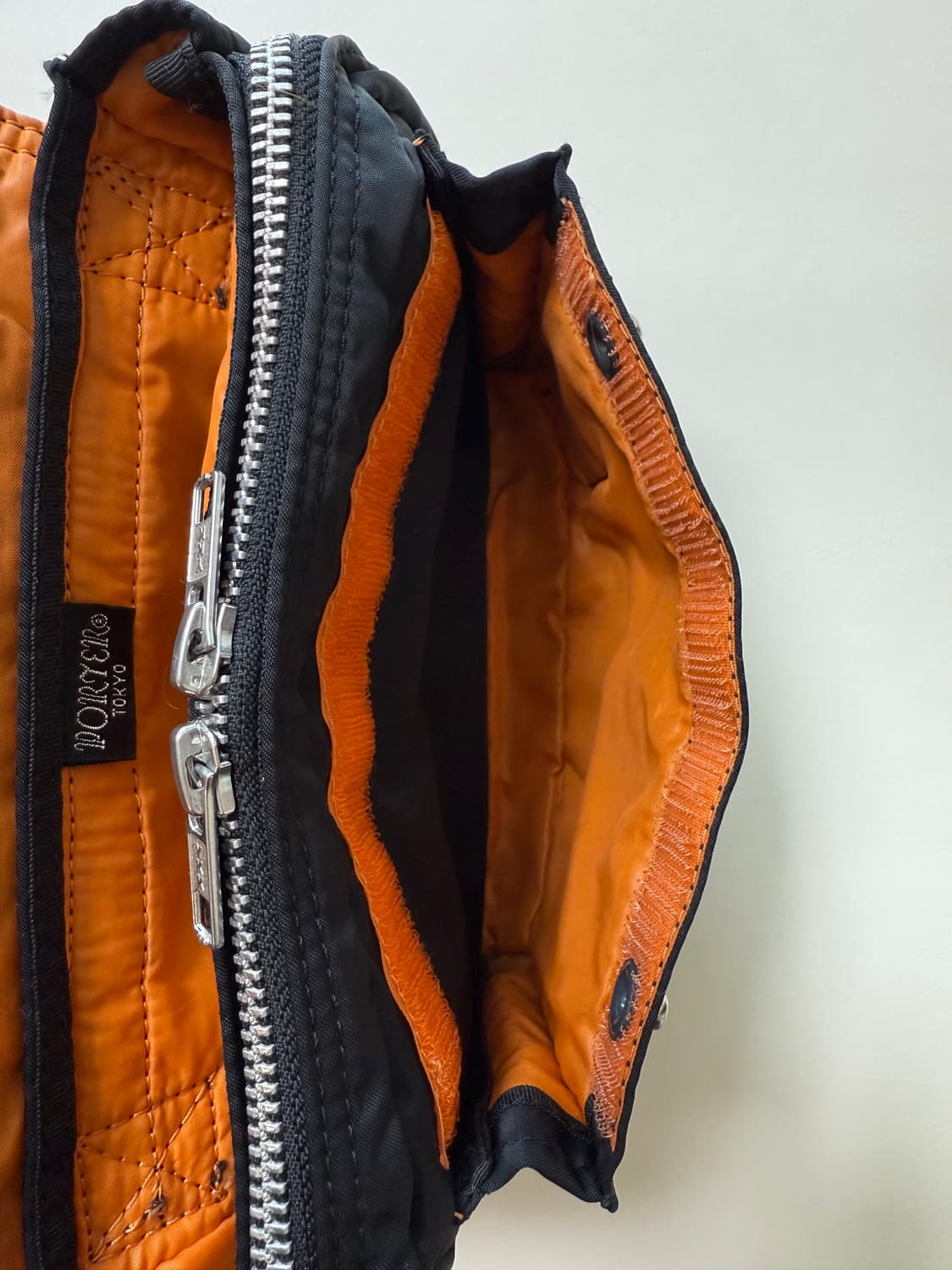 PORTER 포터 탱커 스냅 숄더백 블랙 상품이미지4