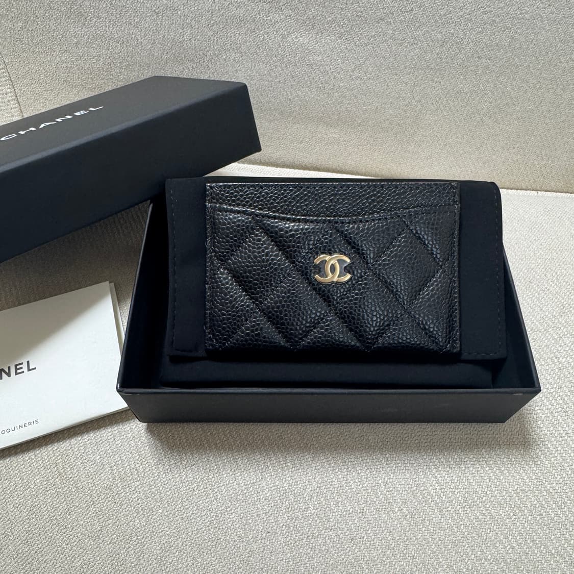 샤넬 클래식 캐비어 카드홀더 금장 새제품 AP0213 상품이미지2