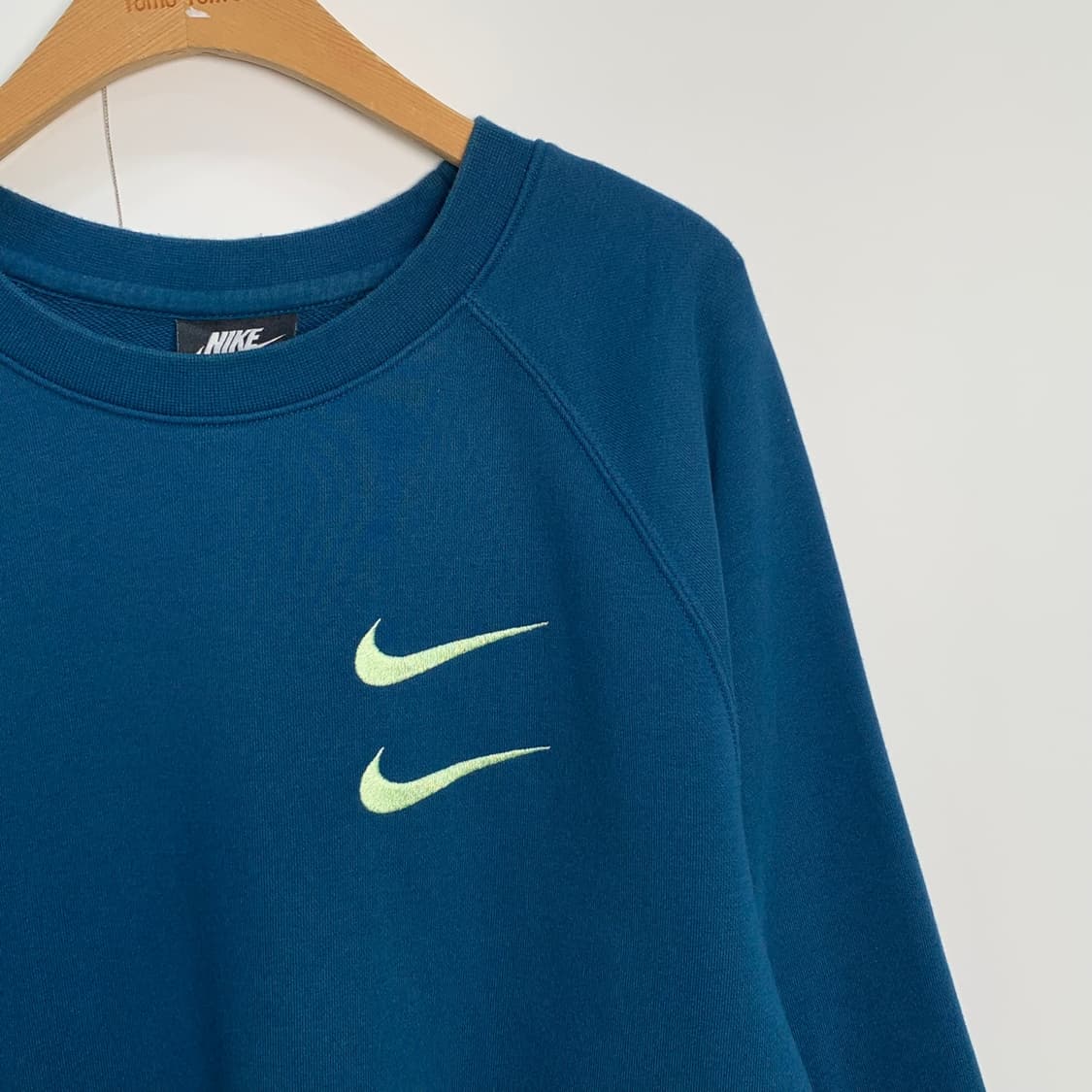 나이키 더블스우시 나그랑 맨투맨 상품이미지2