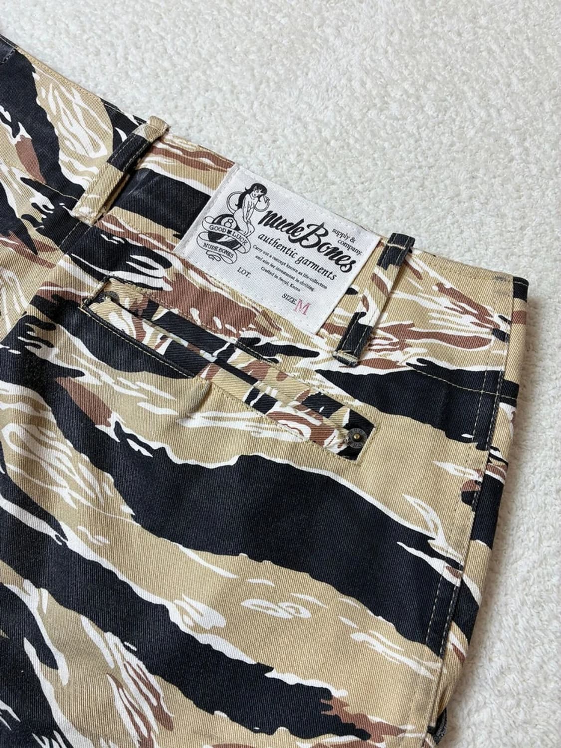 누드본즈 x 참스 골든 타이거 스트레이트 카고 팬츠 PN6413 상품이미지8