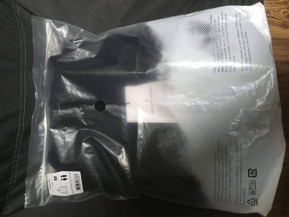 온러닝 파프 브레이커 바람막이 판매합니다 상품이미지2