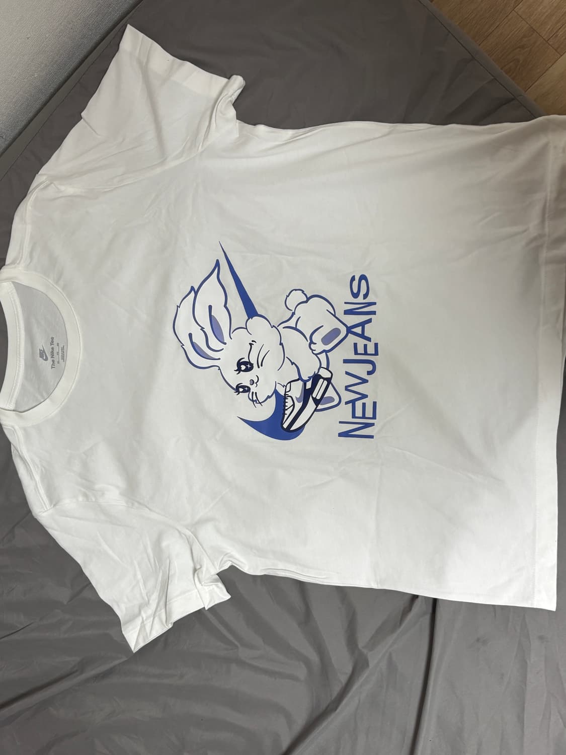 뉴진스 나이키 상품이미지1