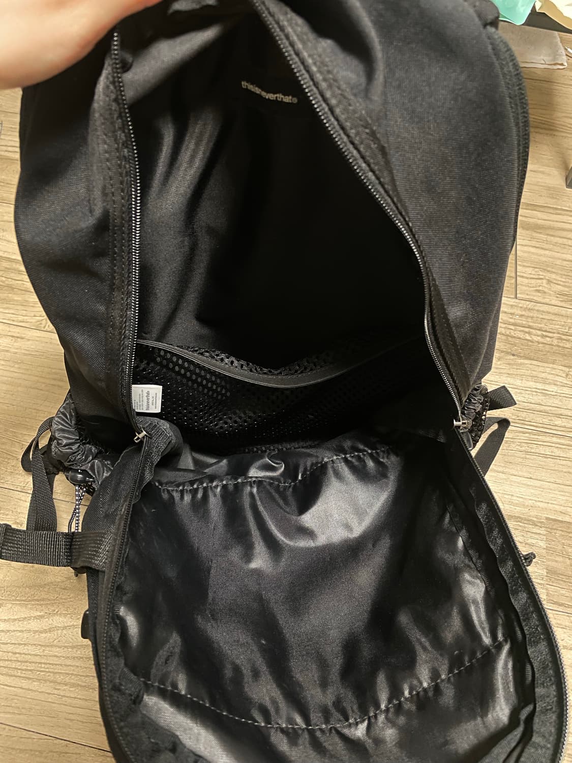 디스이즈네버댓 백팩 블랙 상품이미지4