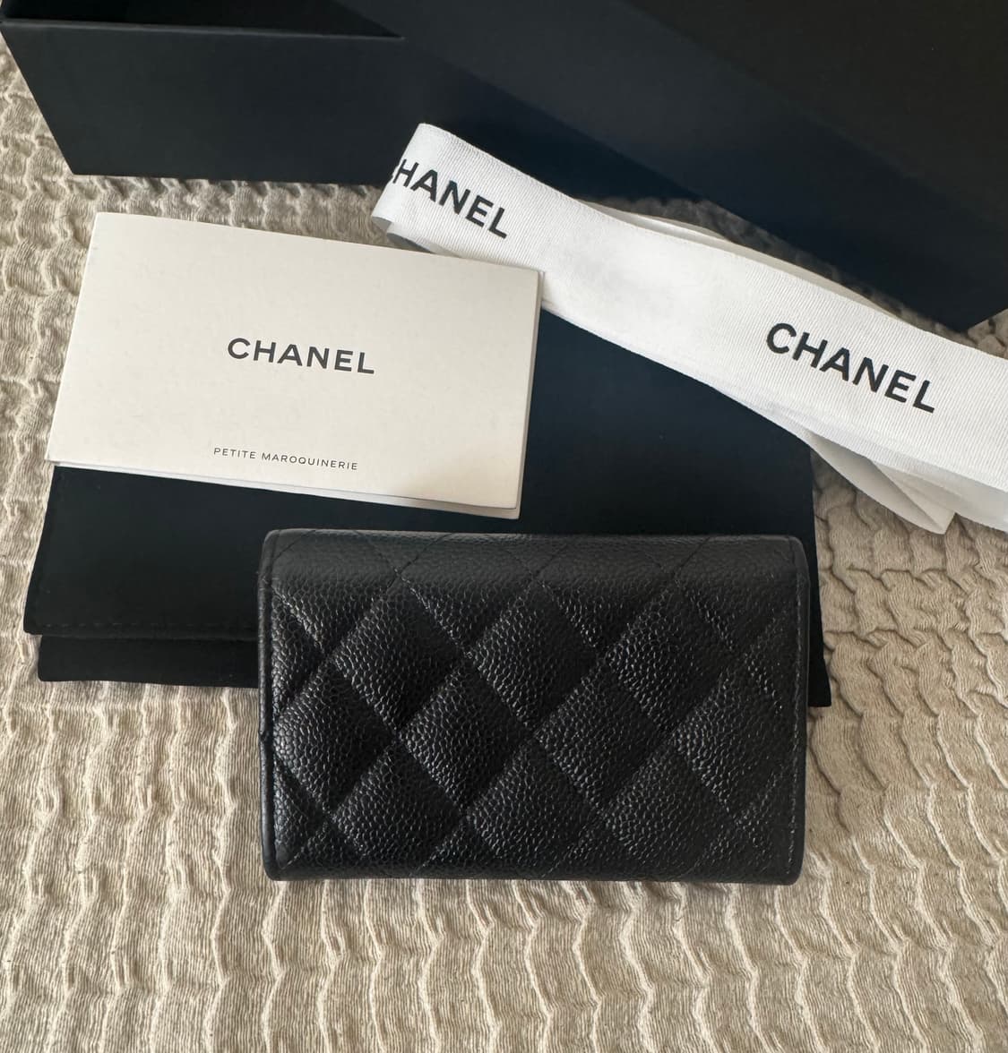 샤넬 블랙 CC로고 똑딱이 카드지갑 플랩지갑 상품이미지2