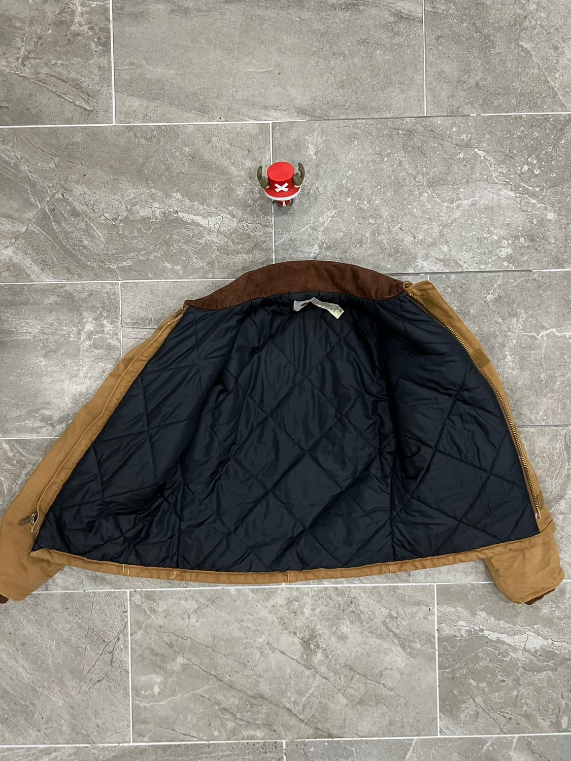 칼하트 아크틱 트레디셔널 자켓 JQ186 BRN 칼하트브라운 (36) 상품이미지3