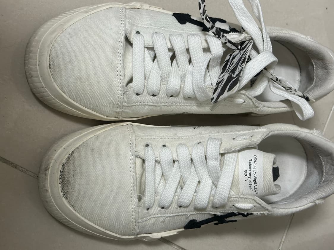 오프화이트 애로우 여성 스니커즈 38 상품이미지8