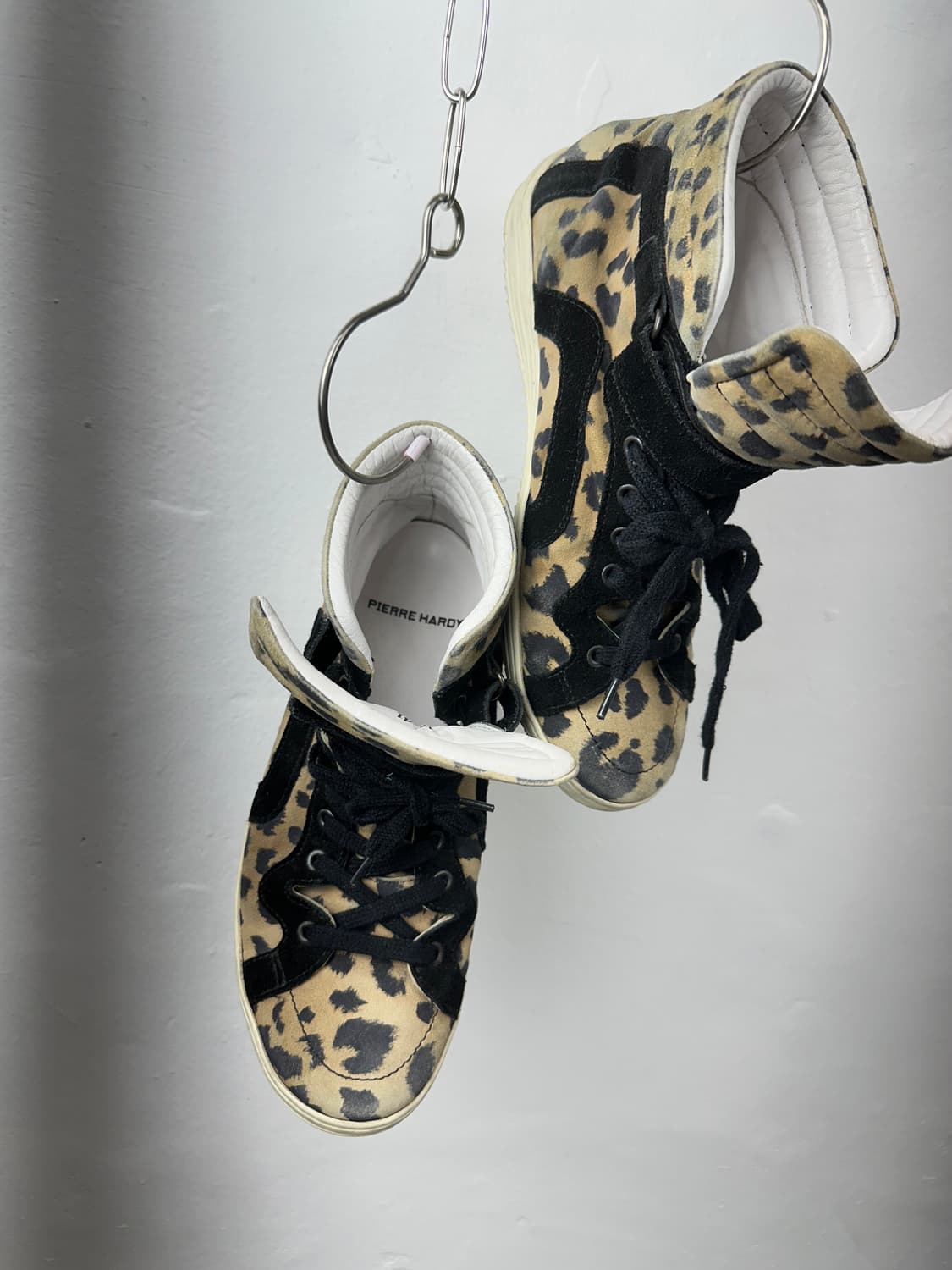 Pierre Hardy high-cut strap leopard snea 상품이미지8