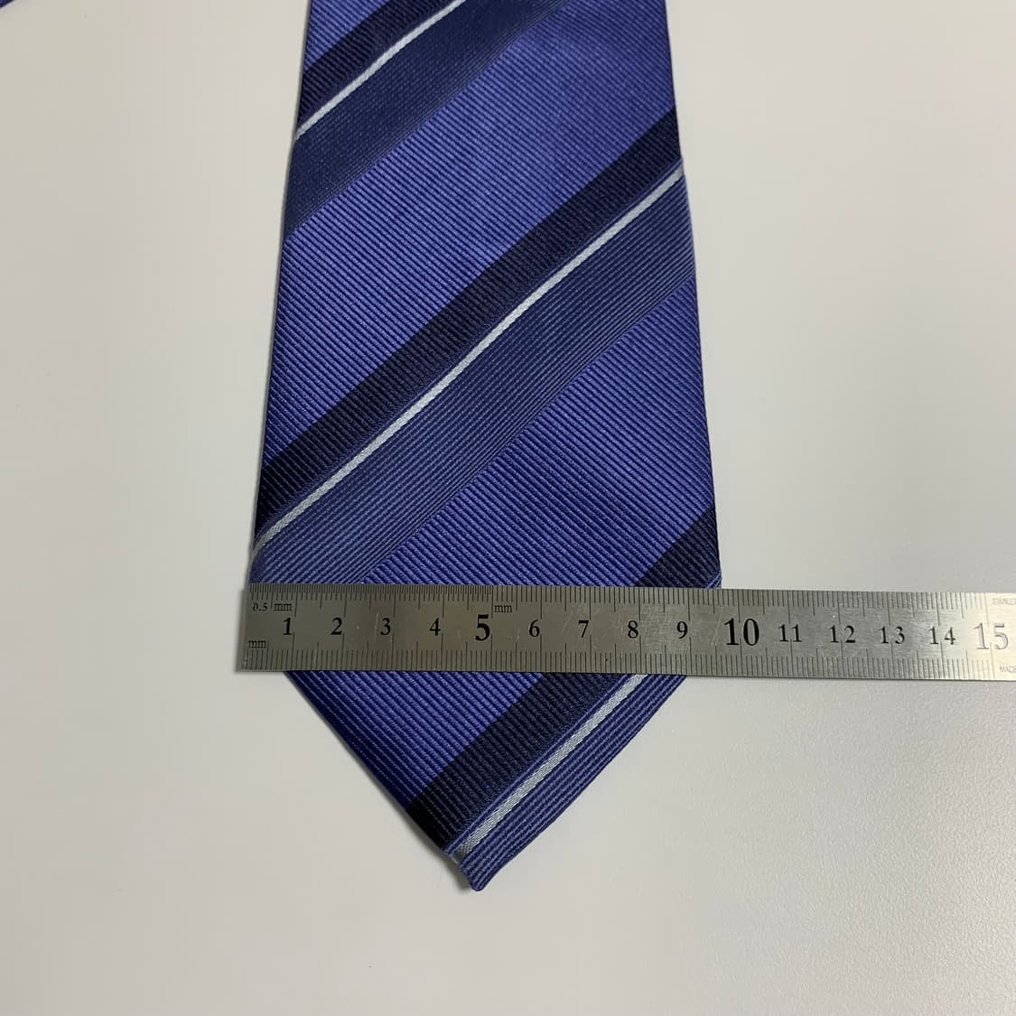 조르지오 아르마니(AMRMANI) 레지멘탈 클래식 정장룩 명품넥타이 A+ 상품이미지10