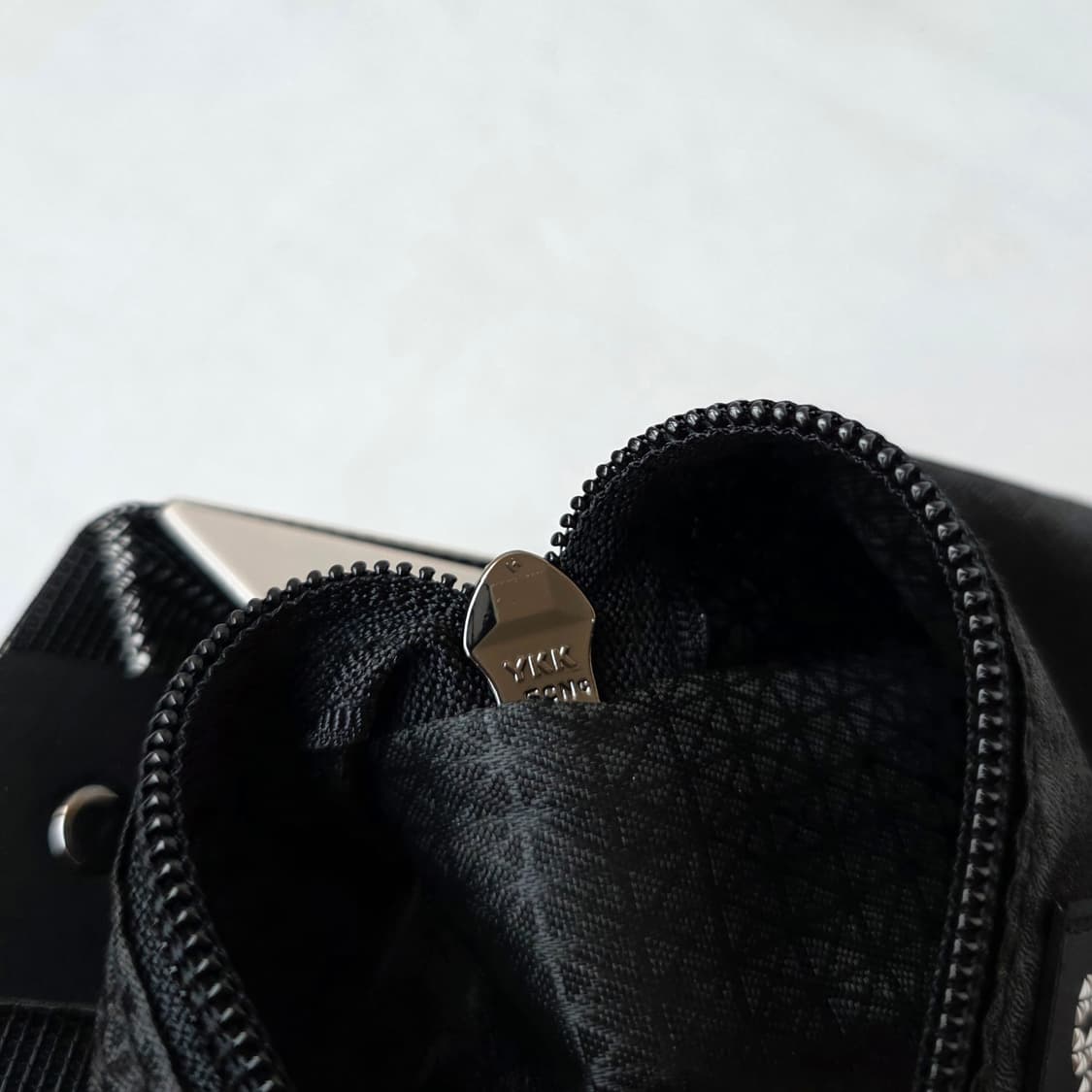 거의새거) 정품 이세이 미야케 루센트 토트백 베이지 상품이미지6