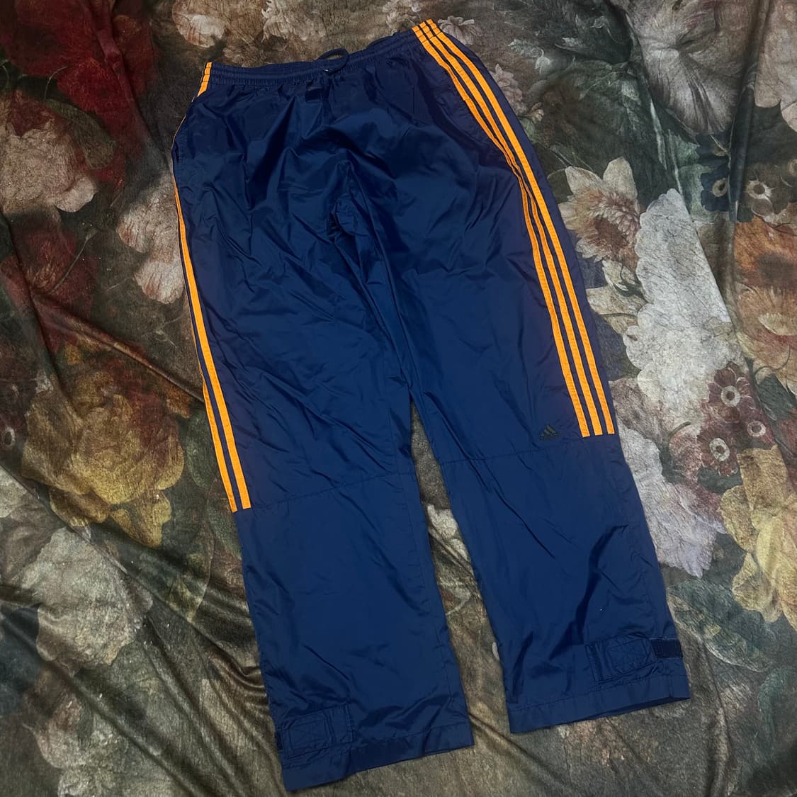 아디다스 올드스쿨 오렌지삼선 네이비와이드트랙팬츠 XL 상품이미지1