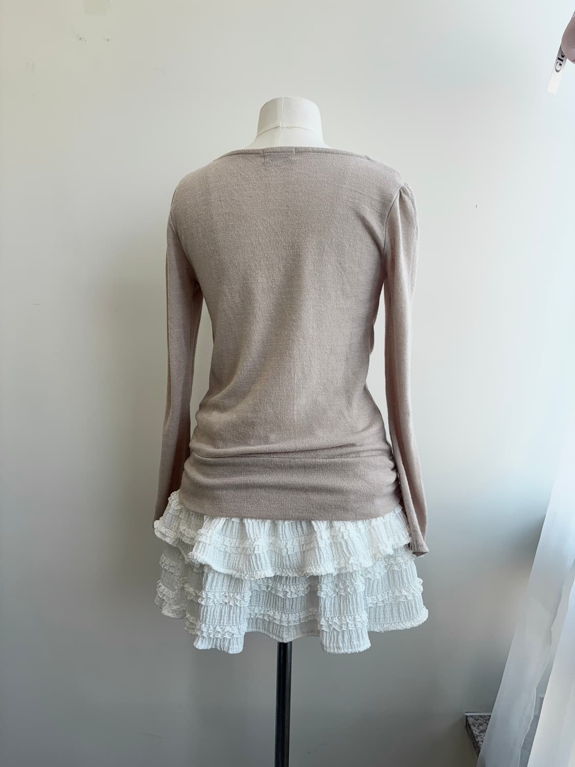 넥 카울 이너 슬리브리스 여리 티셔츠 상품이미지10